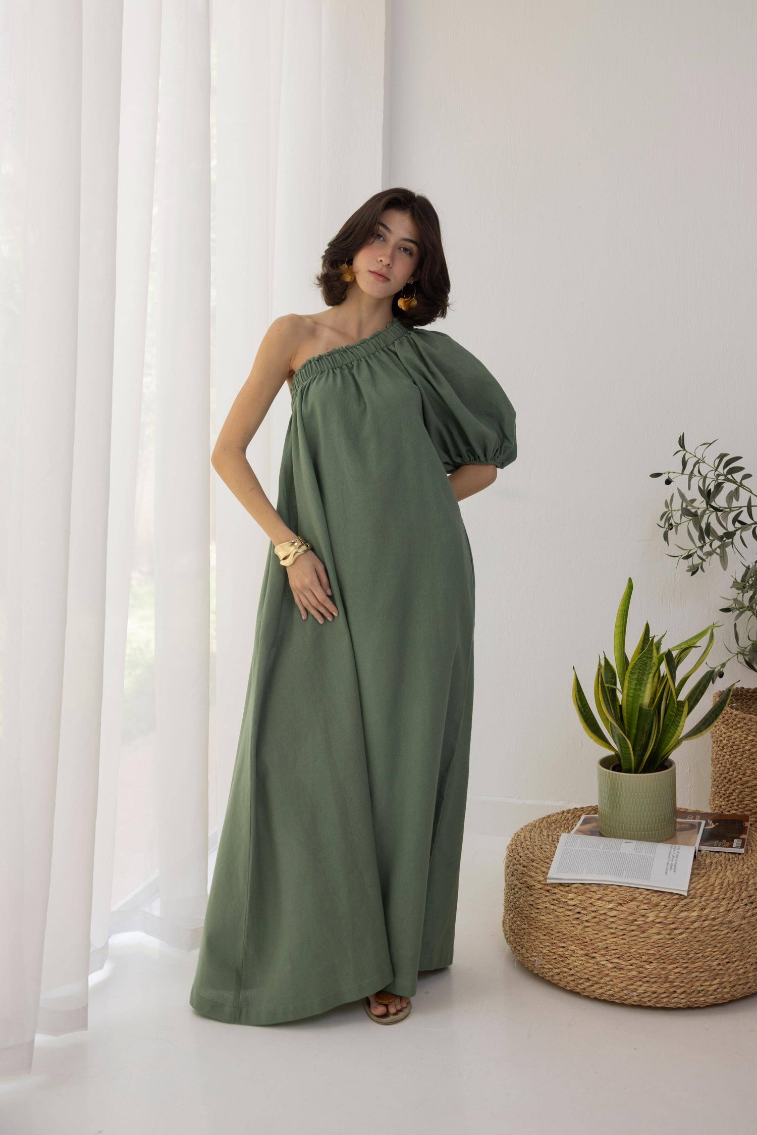 Dijah Linen Maxi Dress