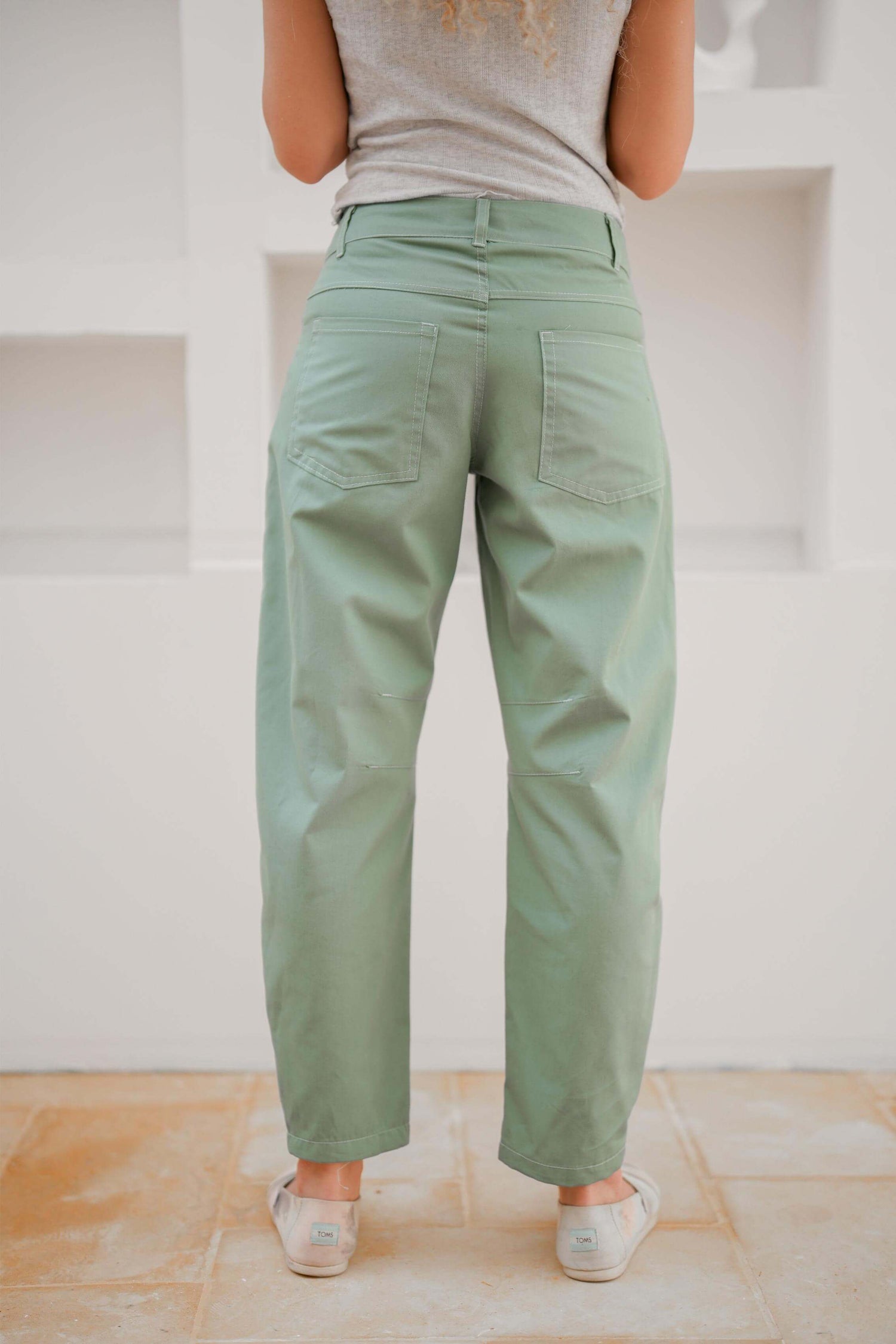 Airy Mid-Rise Barrel Jeans Sage