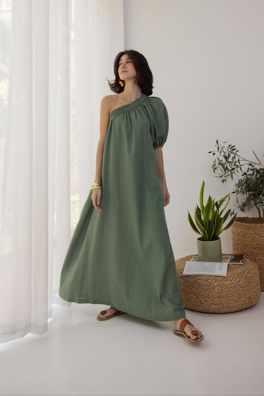Dijah Linen Maxi Dress