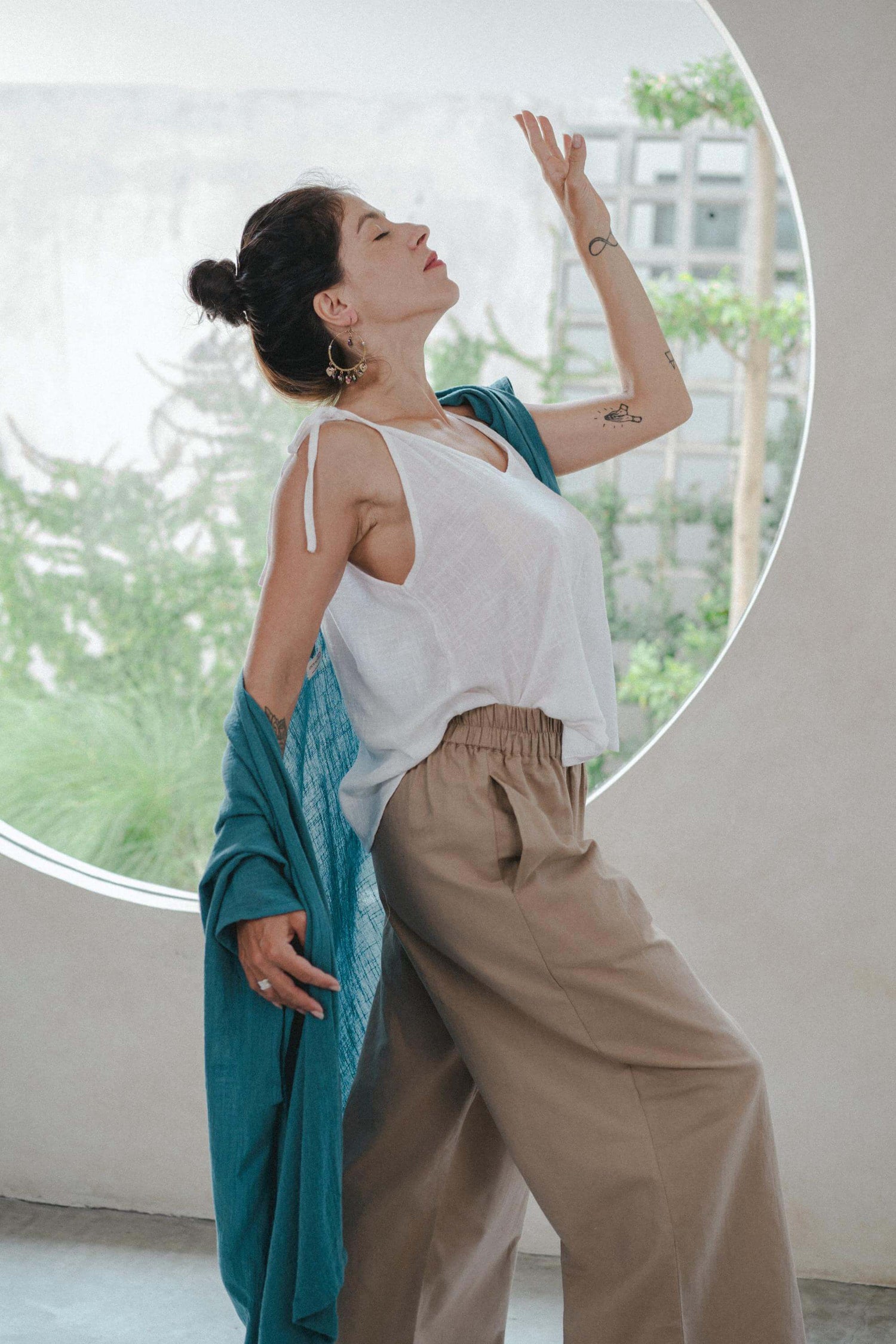 Essential Straight Leg Pants