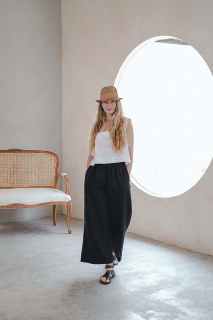 Essential Straight Leg Pants