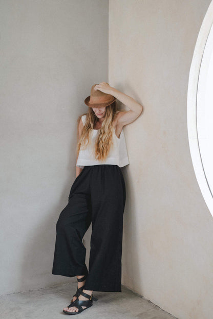 Essential Straight Leg Pants